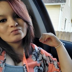 Meet your Posher, Trena